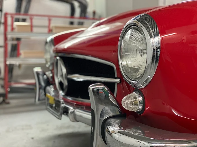 Klassischer Mercedes in der LUAR Werkstatt